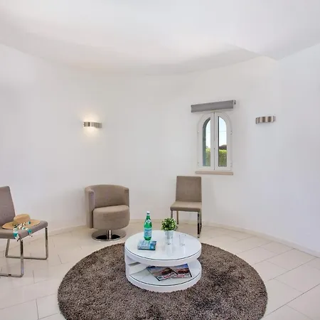 Sandra By * Olhos de Agua (Albufeira)